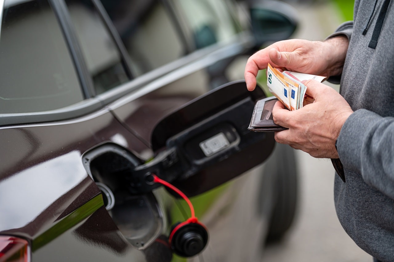 Prix des carburants : une nouvelle aide en 2023 pour seulement la